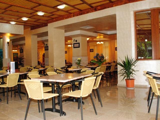 Hotel Coralis Eforie Nord Exterior photo
